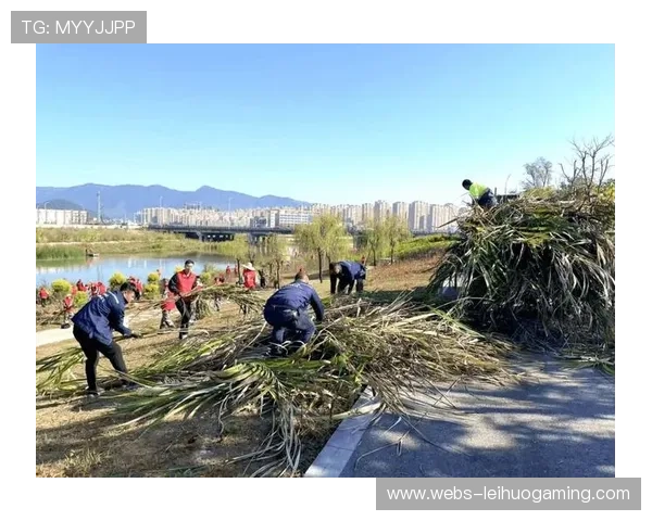 科罗拉多急流携手环保组织开展主场周边垃圾清理行动 科罗拉多急流携手环保组织开展主场周边垃圾清理行动